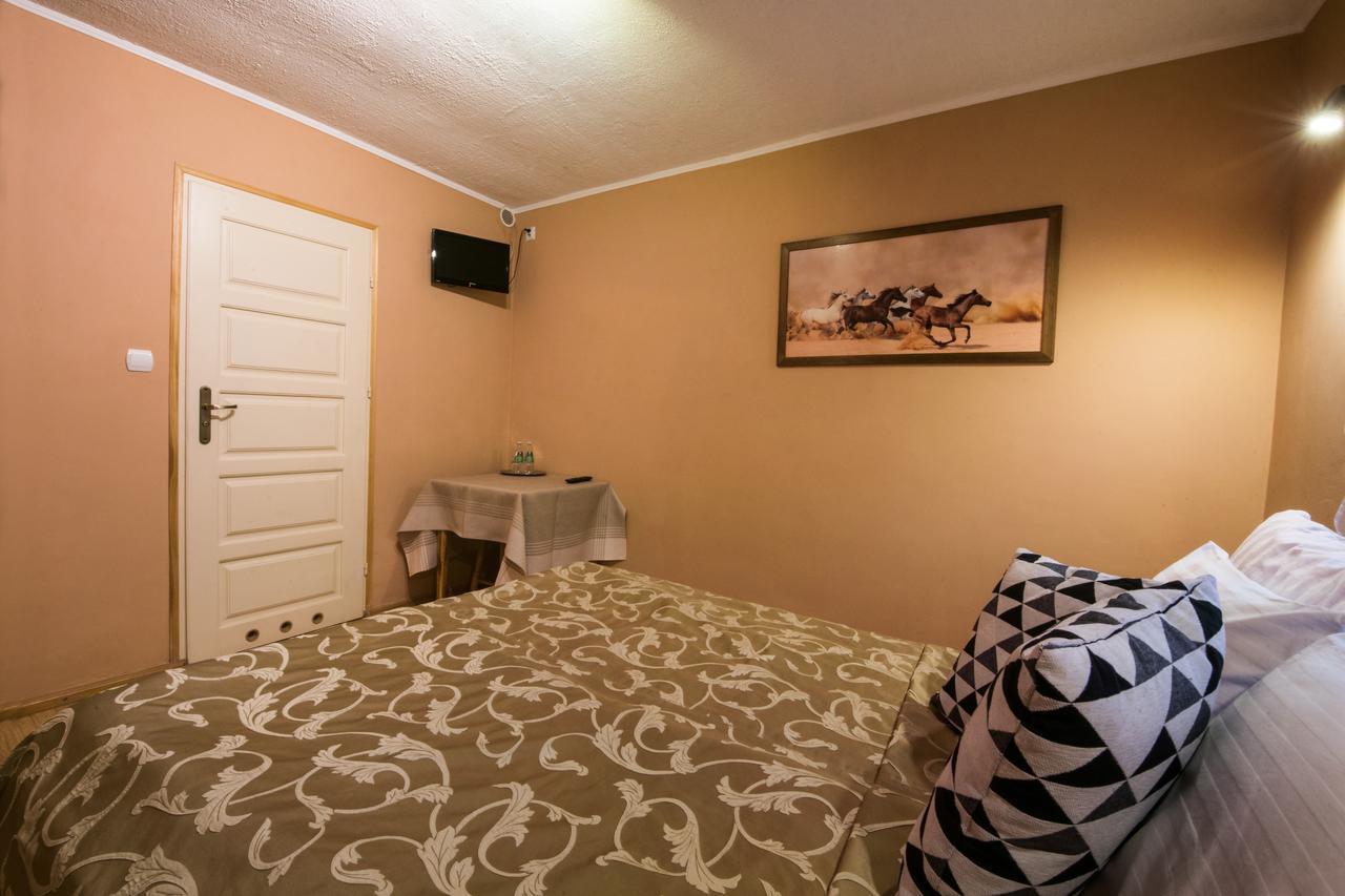 Hotel Orzel Zamosc  Ngoại thất bức ảnh